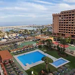 Estudio El Puerto - En El Mismo Centro De Fuengirola, Primera Linea De Playa *